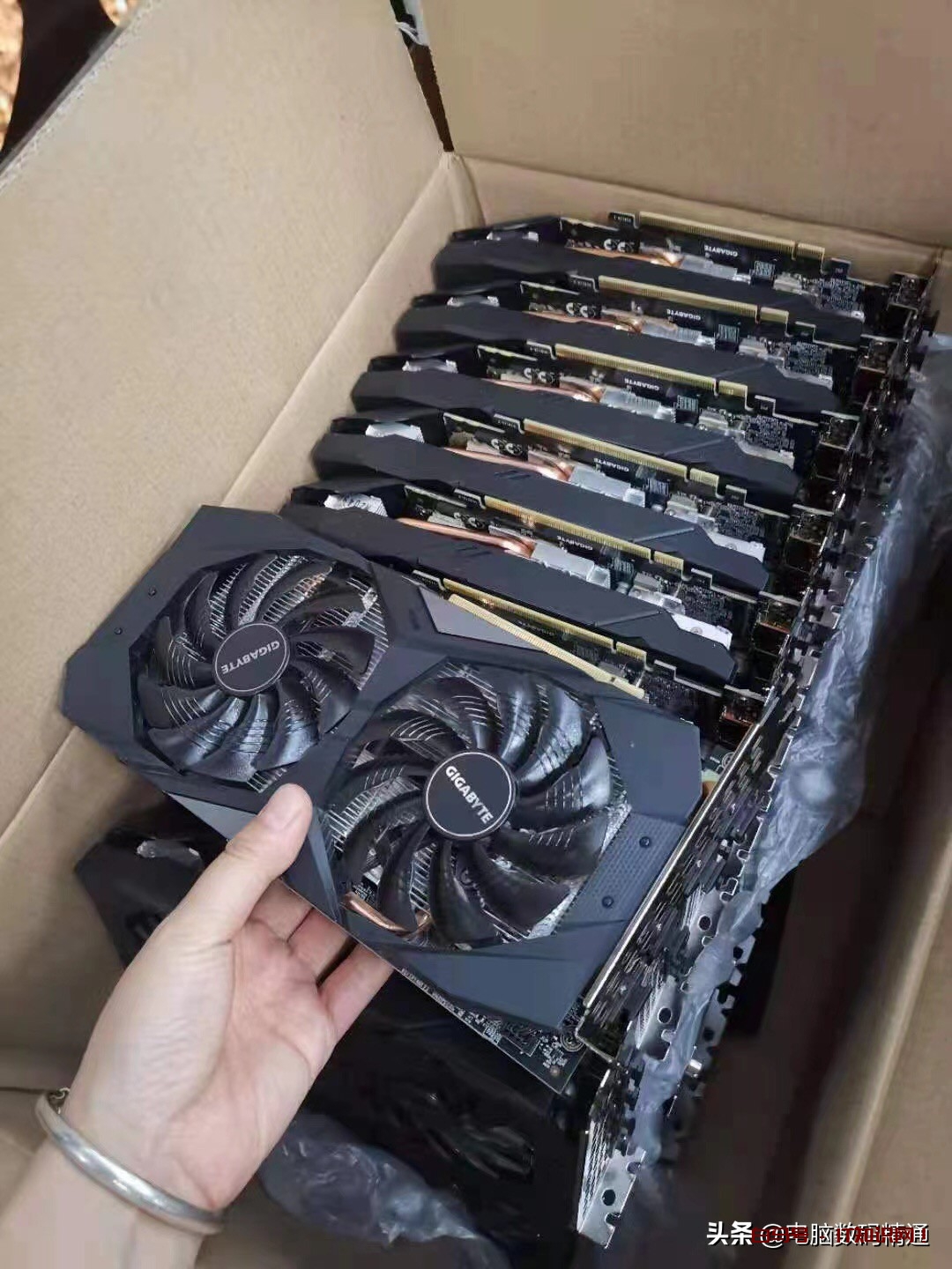 从玩游戏的角度来分析，电脑CPU与显卡哪个更重要？你Get到了吗？