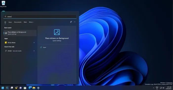 Win11桌面新玩法！Win11桌面贴纸抢先上手体验
