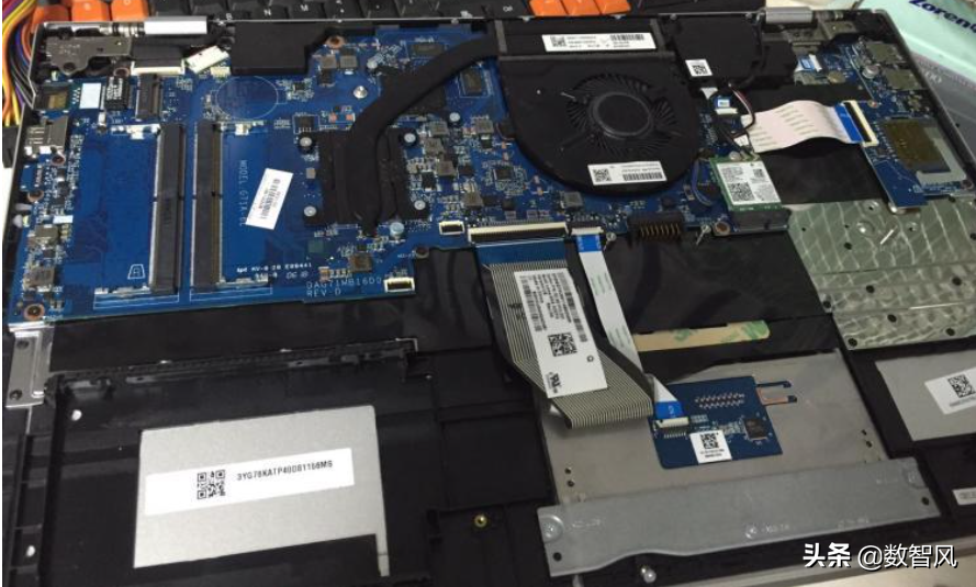 电脑进水不用慌，下面4招可以起死回生