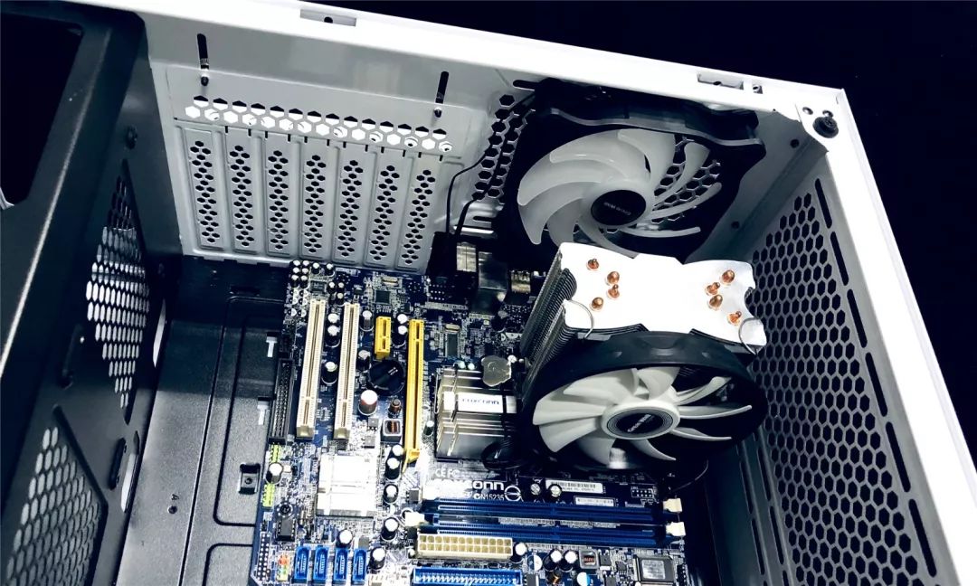 机箱风扇怎么装？不是越多越好，重点是看如何装配