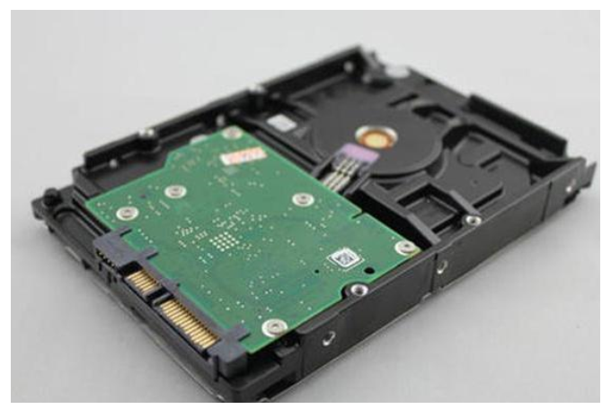 电脑换硬盘需要重装系统吗（换硬盘是不是等于换电脑了）