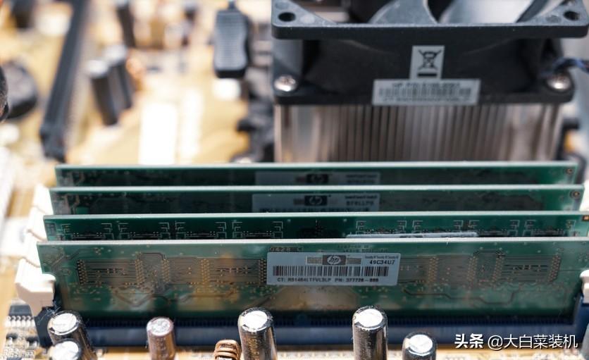 低配置电脑装32位还是64位好（32位跟64位有什么区别）