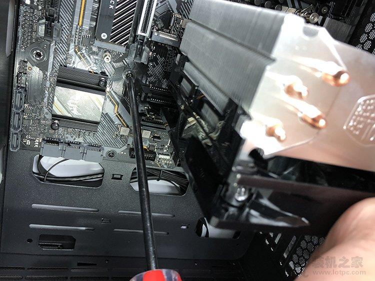 组装电脑步骤图解教程（台式电脑安装步骤图）