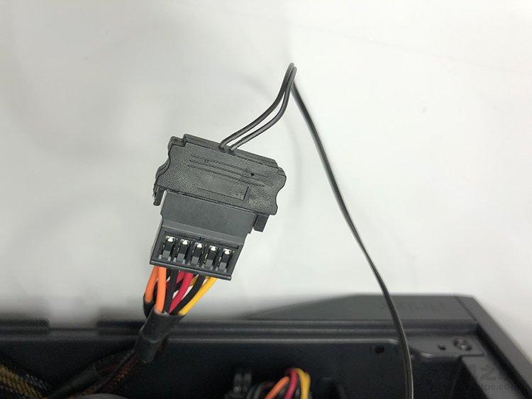 组装电脑步骤图解教程（台式电脑安装步骤图）