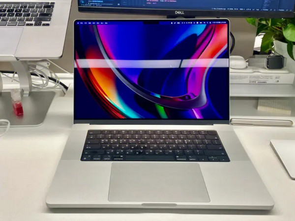 Apple MacBook Pro 16-inch