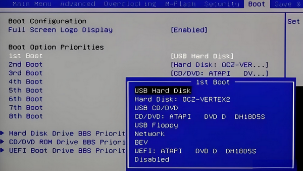 进入BIOS并设置启动顺序